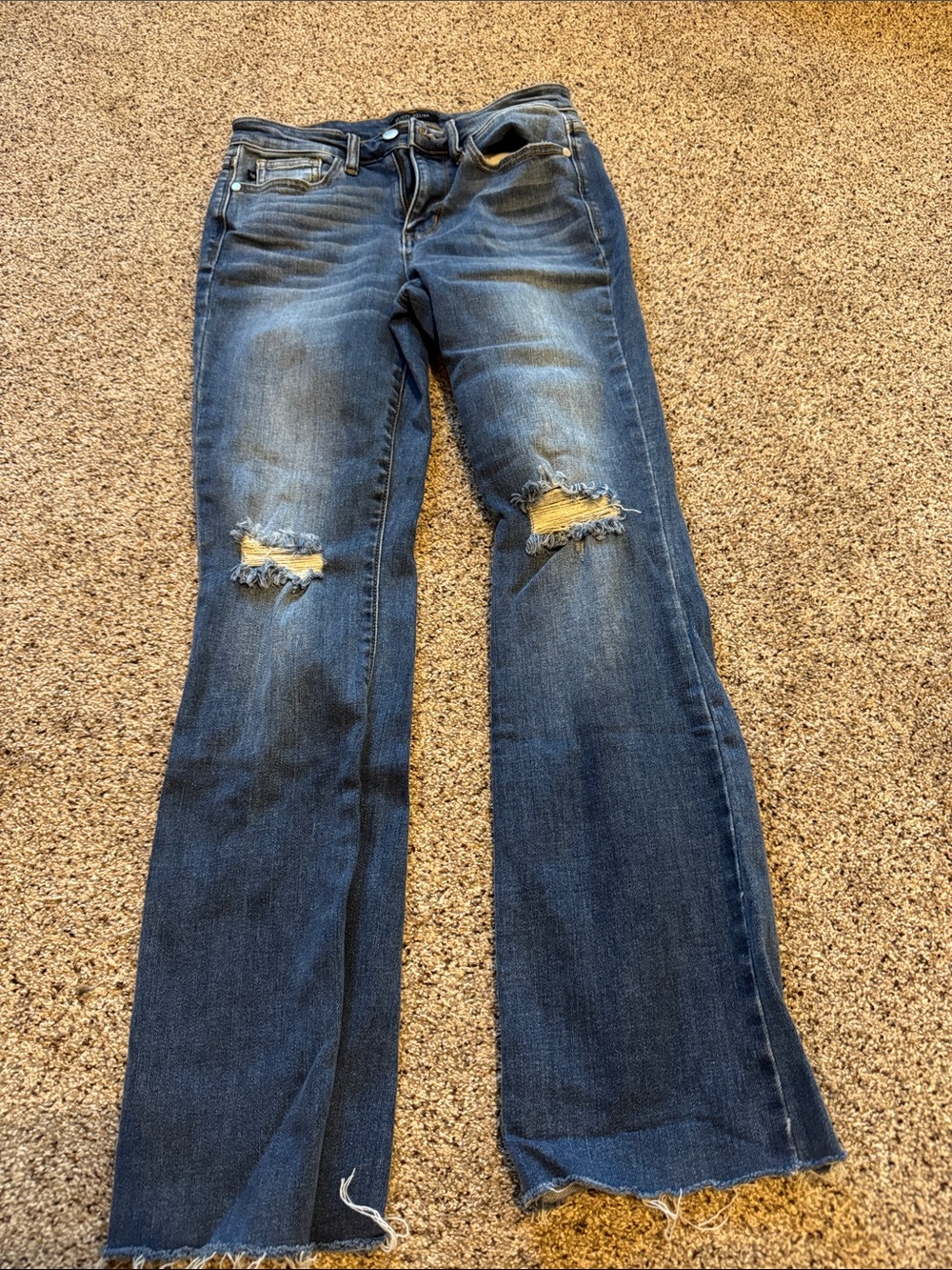 Judy Blue Women’s Dark Blue Distressed Boot Cut Jeans size 3/26